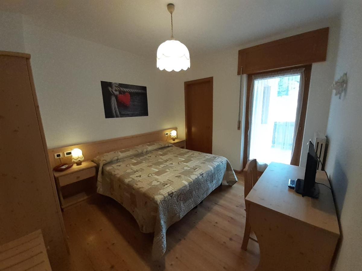 Hotel Garni Miramonti Falcade Extérieur photo