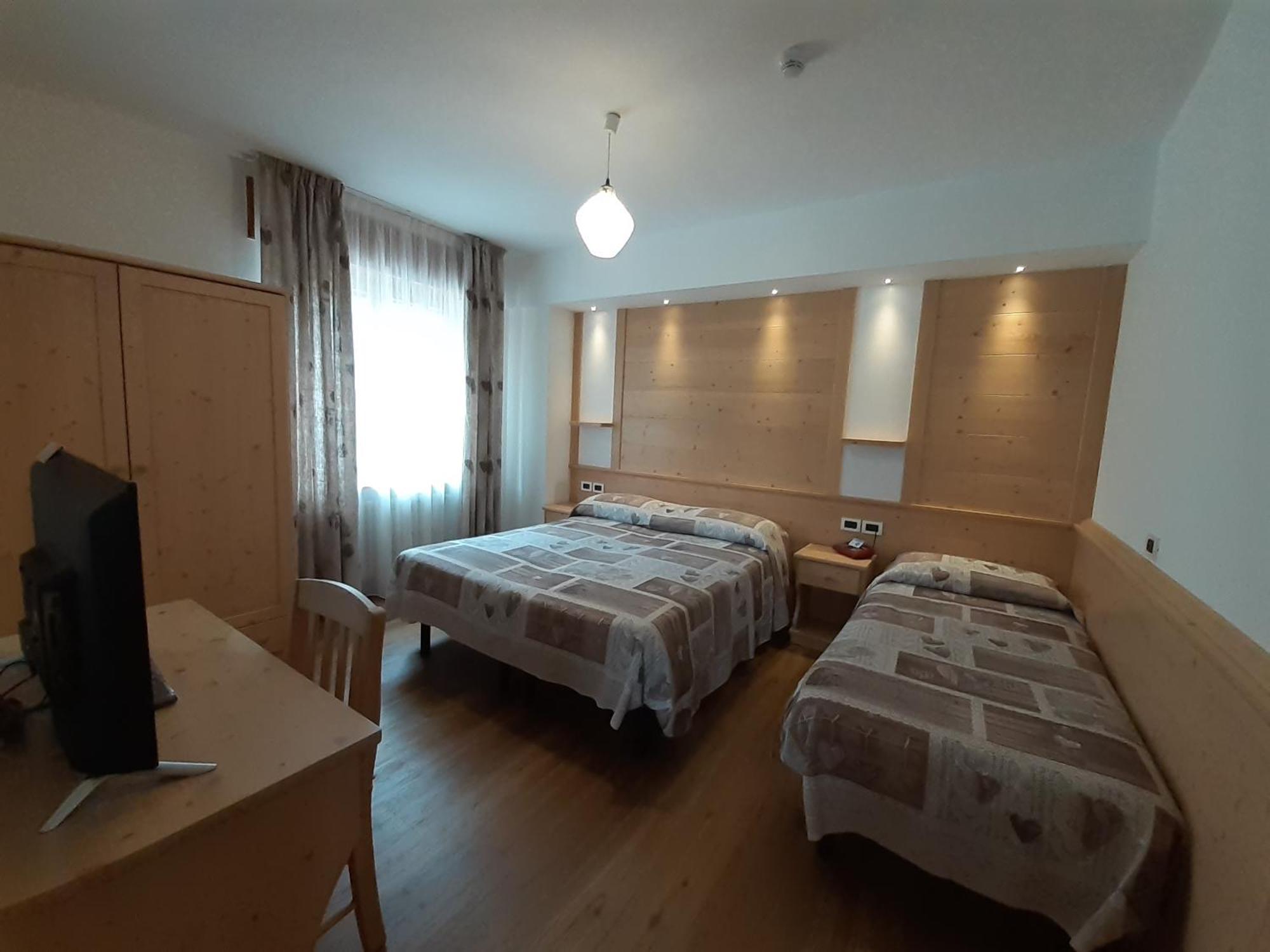 Hotel Garni Miramonti Falcade Extérieur photo