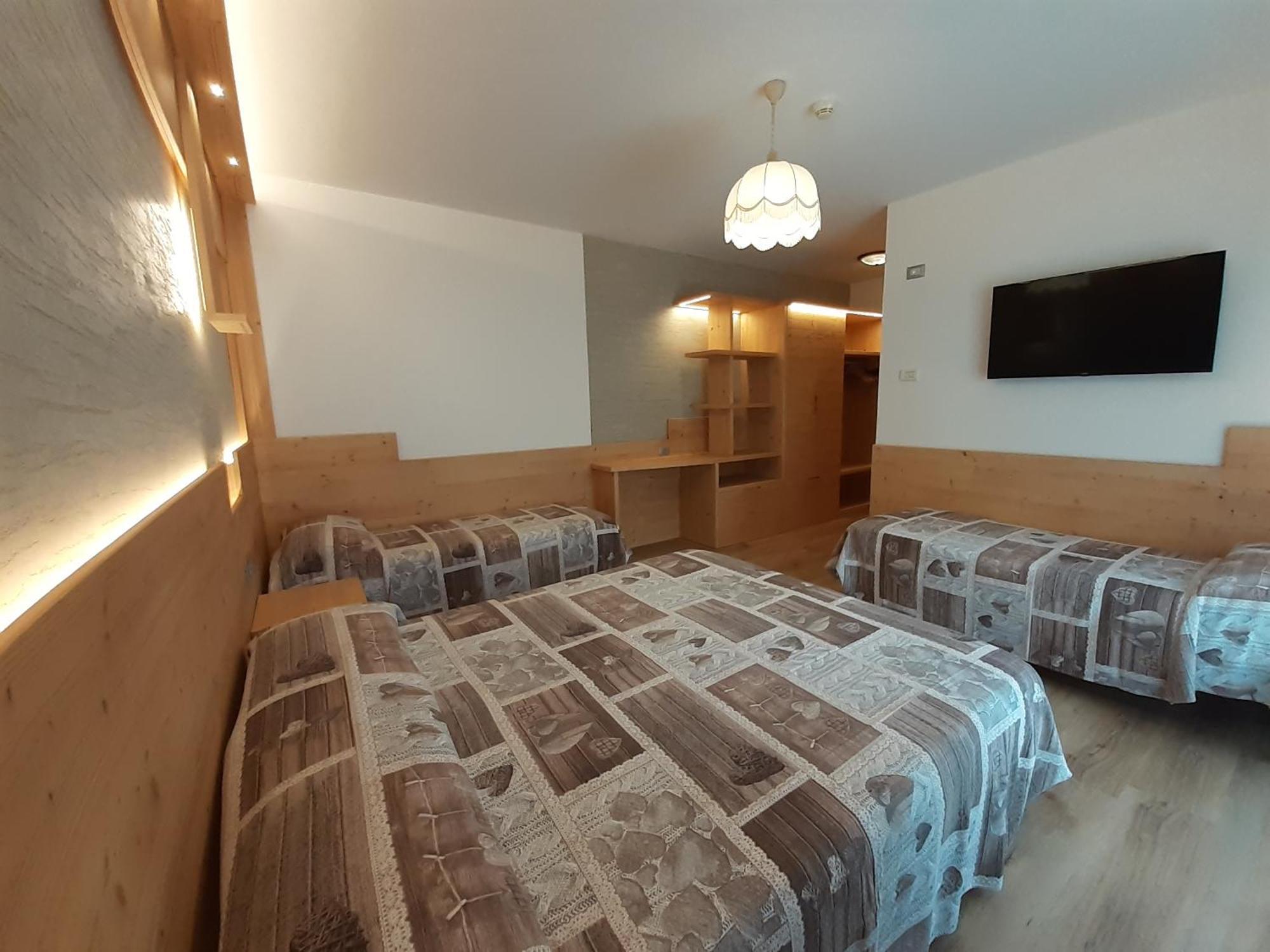 Hotel Garni Miramonti Falcade Extérieur photo
