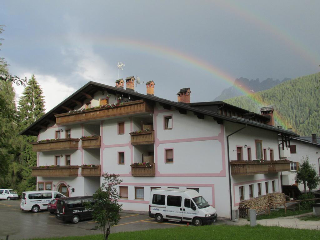 Hotel Garni Miramonti Falcade Extérieur photo