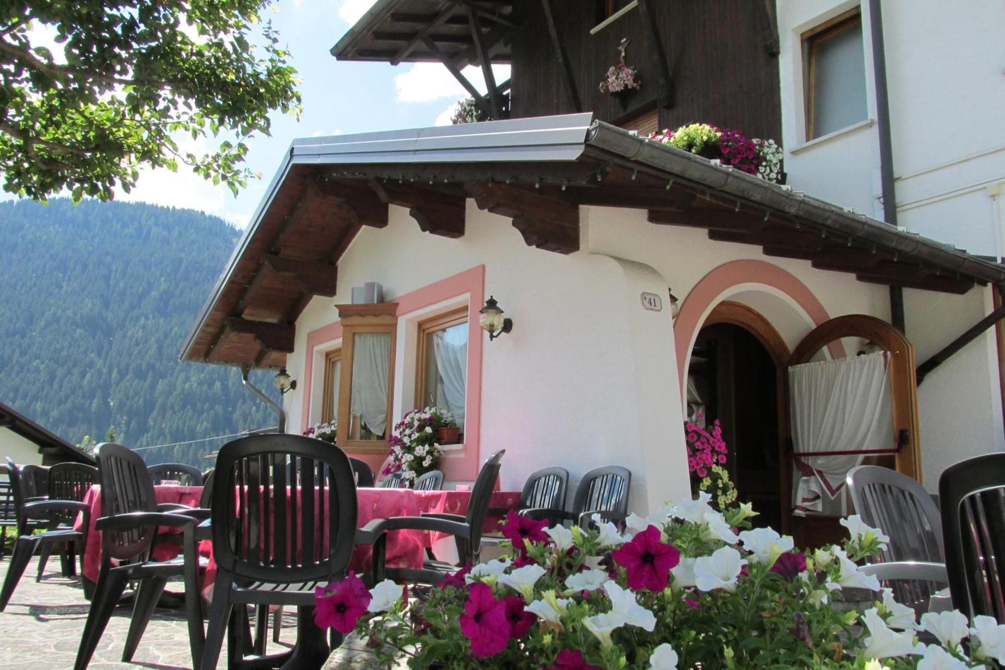 Hotel Garni Miramonti Falcade Extérieur photo